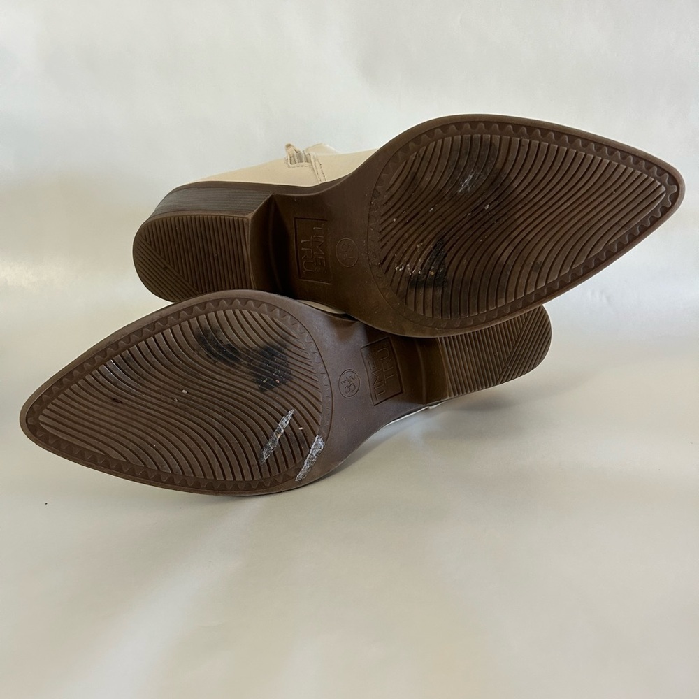Time and Tru Ivory zip up ankle boots with snake print detail - Picture 5 of 10